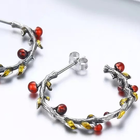 💎NEW💎 S925 WINTERBERRY SMALL HOOP EARRINGS - Picture 4 of 6